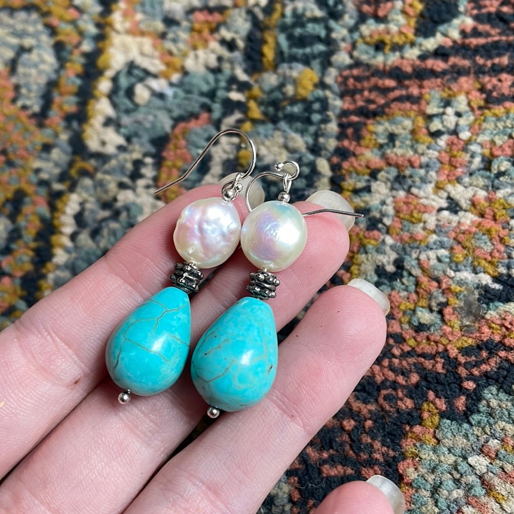 Freshwater pearl baroque teardrop stone sterling silver 925 earrings - Picture 4 of 16